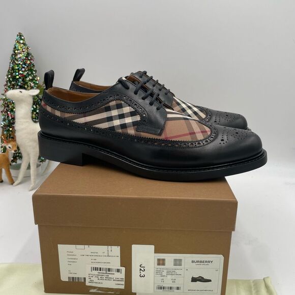 Burberry Other - Men’s Burberry vintage check Oxford size 45 made in Italy